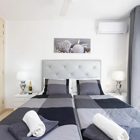 아파트 Paraiso Del Mar By Interhome